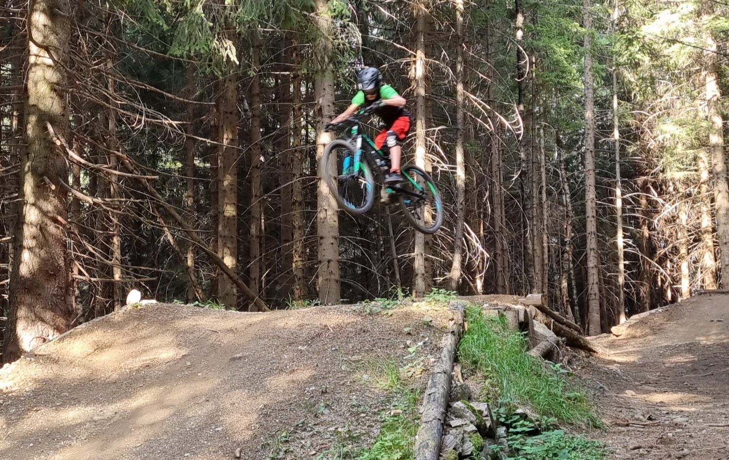 RideAlps.ch Enduro & All Mountain Riding - Airolo Bike Park