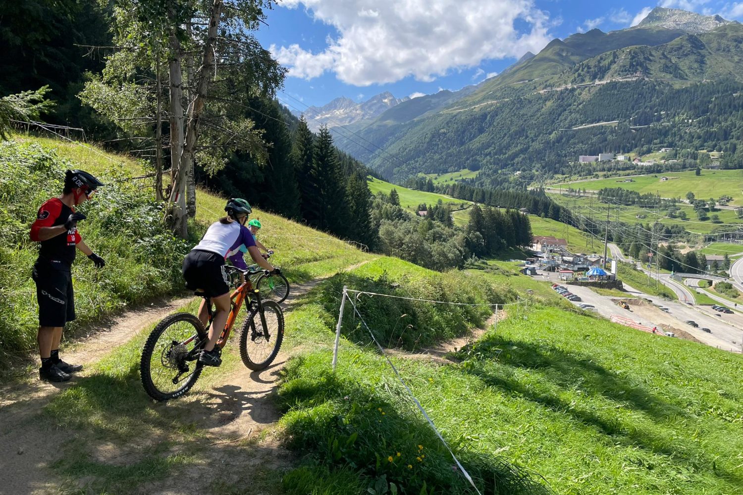 RideAlps.ch Enduro & All Mountain Riding - Airolo Bike Park